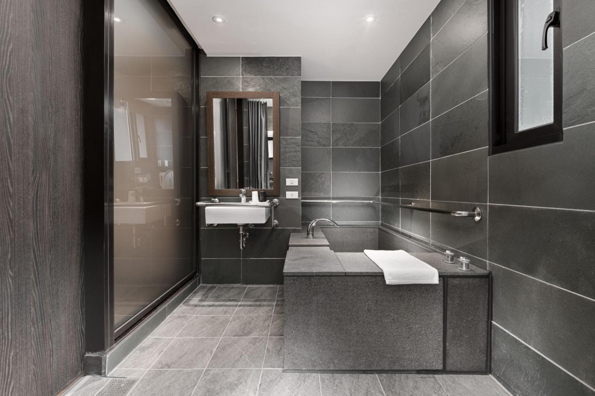 Four Points By Sheraton Yilan Jiaoxi Exterior photo